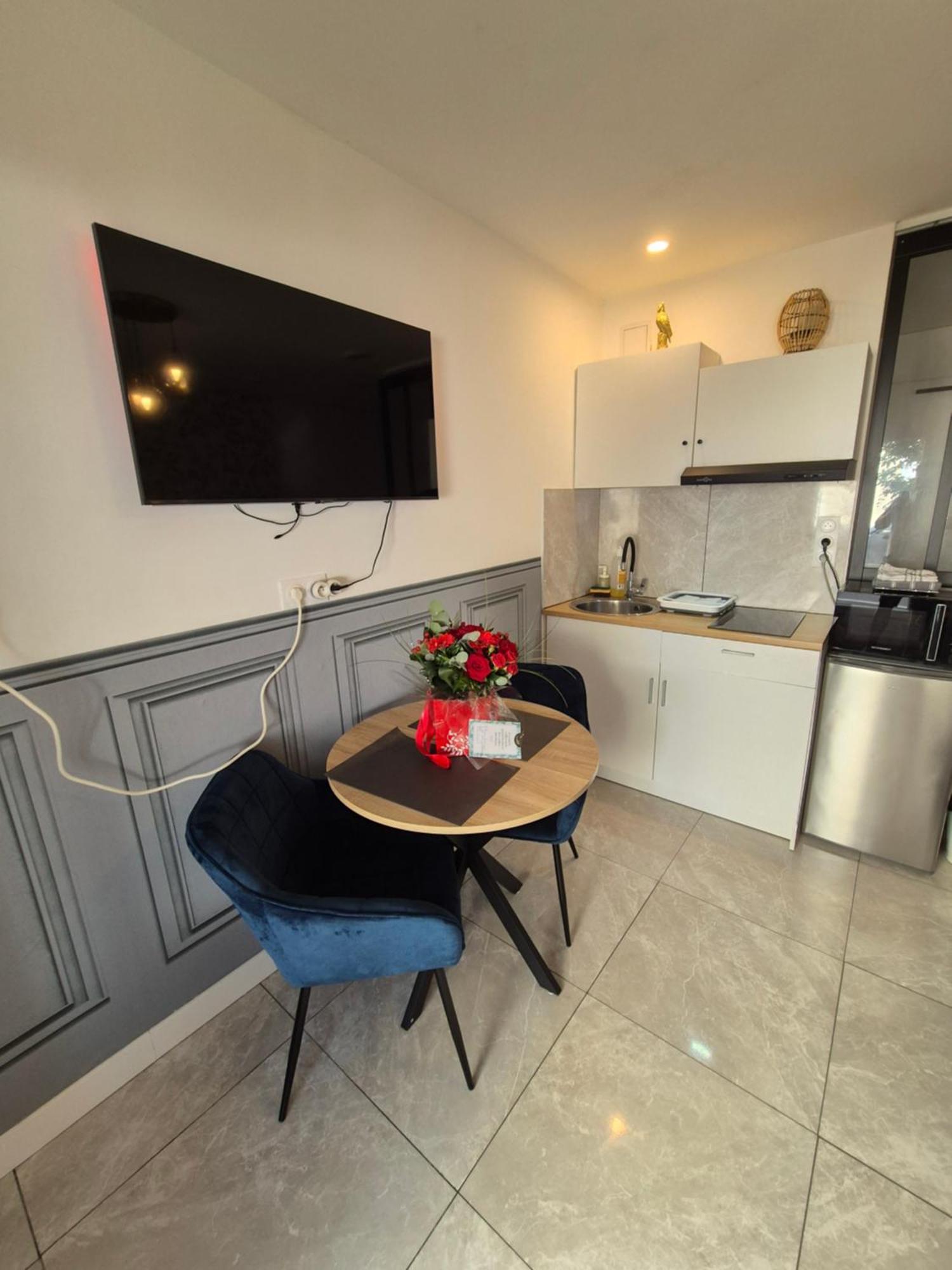 Le Nid Douillet Calme Proche Du Centre Parking Video Projecteur Apartamento Brest Exterior foto